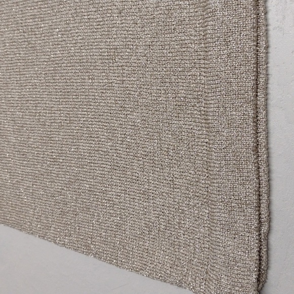 Chico's top women size 2(L) cream and gold color - Picture 4 of 8